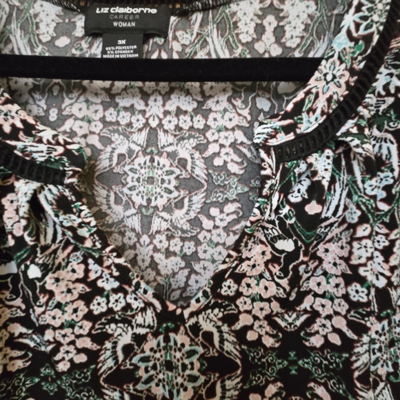 Black and White Patterned Women Top - Picture 4 of 6